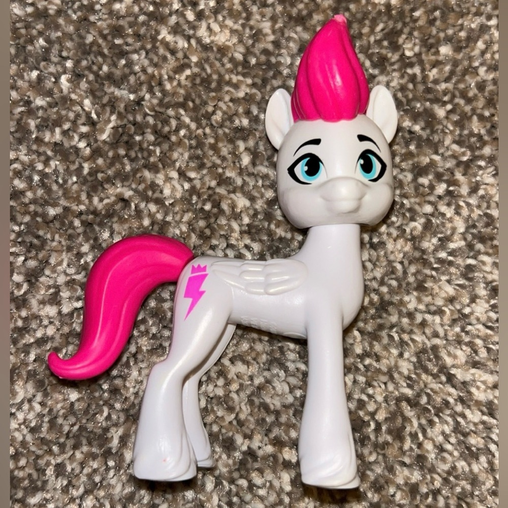 My Little Pony a New Generation Movie Friends Figure - Rarity